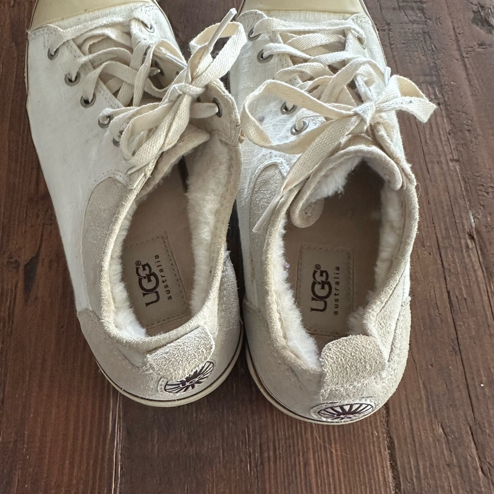 UGG White Sneakers Canvas Low-Top